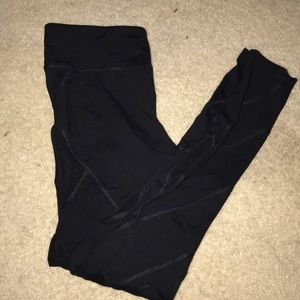 Black leggings with diamond mesh